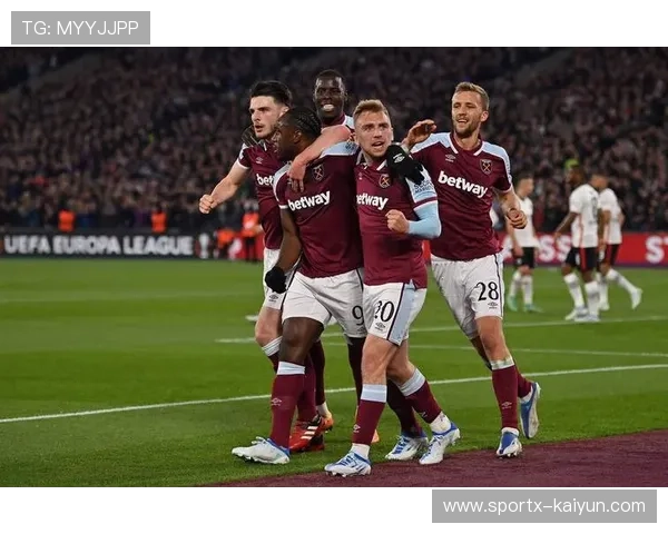 万-比萨卡因非洲杯离队，西汉姆联防线告急